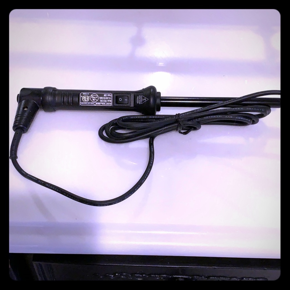 Corioliss Wand Hair Curler- Never Used